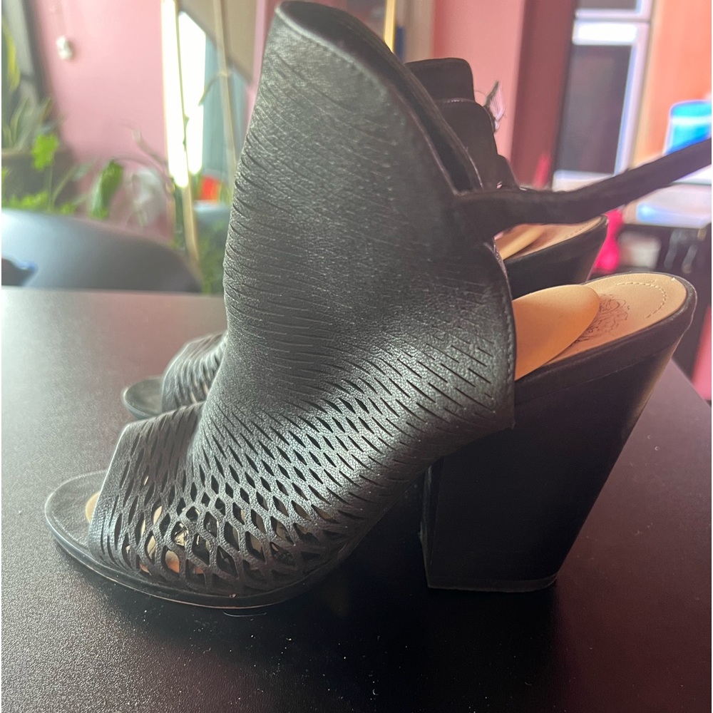 Sandals - Picture 4 of 4